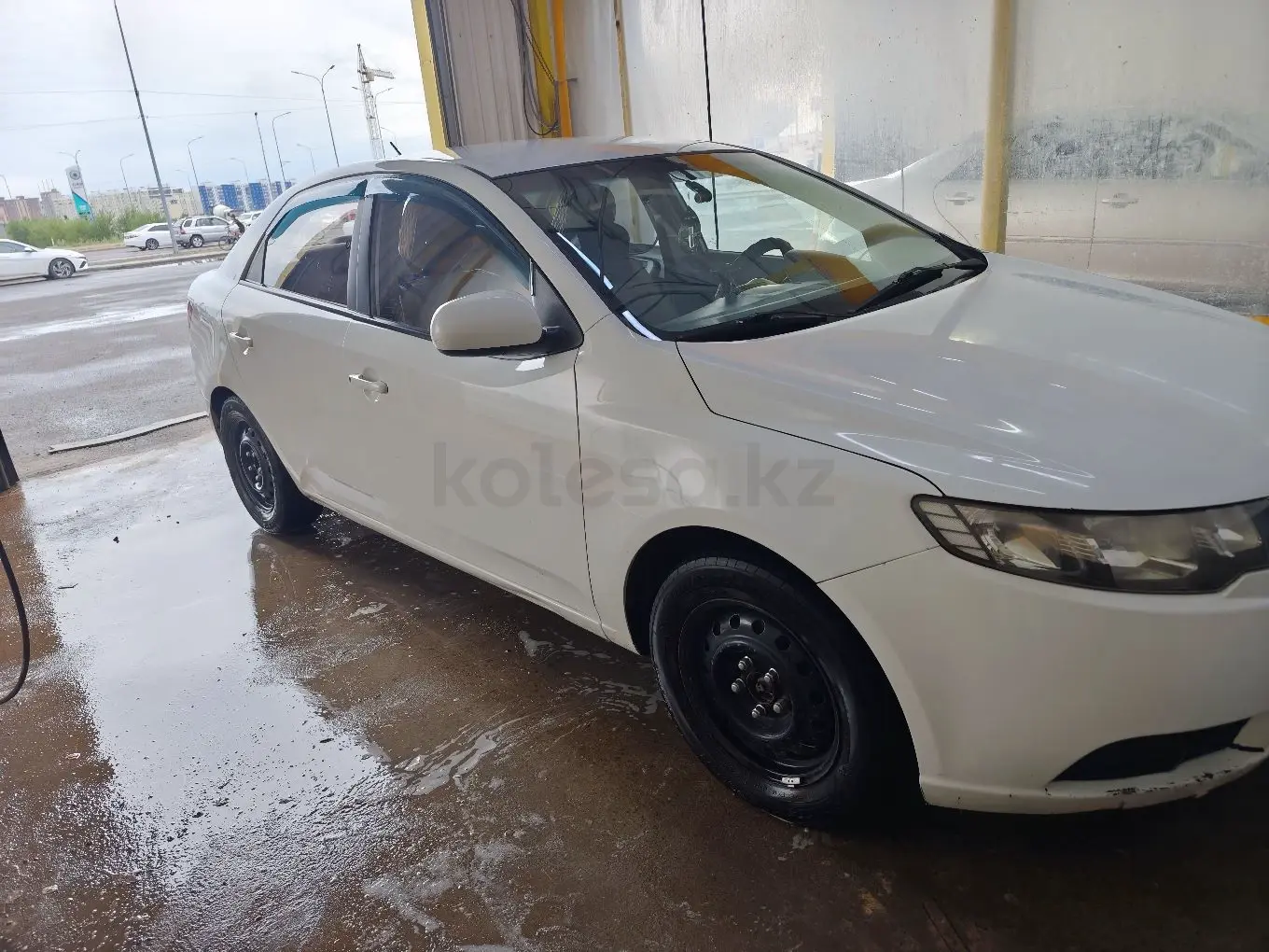 Kia Cerato, 2011