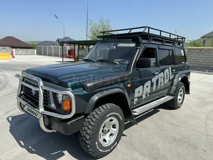 Nissan Patrol 1997 года за 3 900 000 тг. в Шымкент