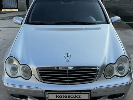 Mercedes-Benz C 320 2000 года за 4 000 000 тг. в Шымкент – фото 17