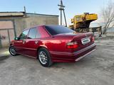 Mercedes-Benz E 200 1994 годаүшін1 800 000 тг. в Караганда – фото 4