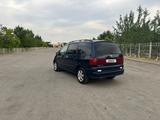 Volkswagen Sharan 2003 годаүшін2 600 000 тг. в Астана – фото 5