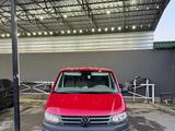 Volkswagen Transporter 2010 года за 6 500 000 тг. в Шымкент