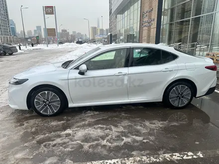 Toyota Camry Luxe 2026 года за 23 190 000 тг. в Астана – фото 6
