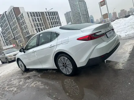 Toyota Camry Luxe 2026 года за 23 190 000 тг. в Астана – фото 5