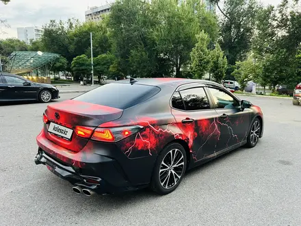 Toyota Camry 2019 года за 12 100 000 тг. в Алматы – фото 4