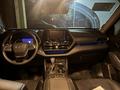 Toyota Highlander 2022 года за 28 500 000 тг. в Актобе – фото 3