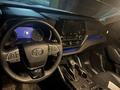 Toyota Highlander 2022 годаүшін28 500 000 тг. в Актобе – фото 2