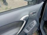 Toyota RAV4 2002 годаүшін3 000 000 тг. в Караганда – фото 2