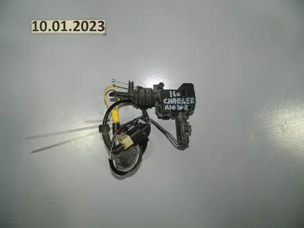 Замок лючка бензобака за 10 000 тг. в Алматы