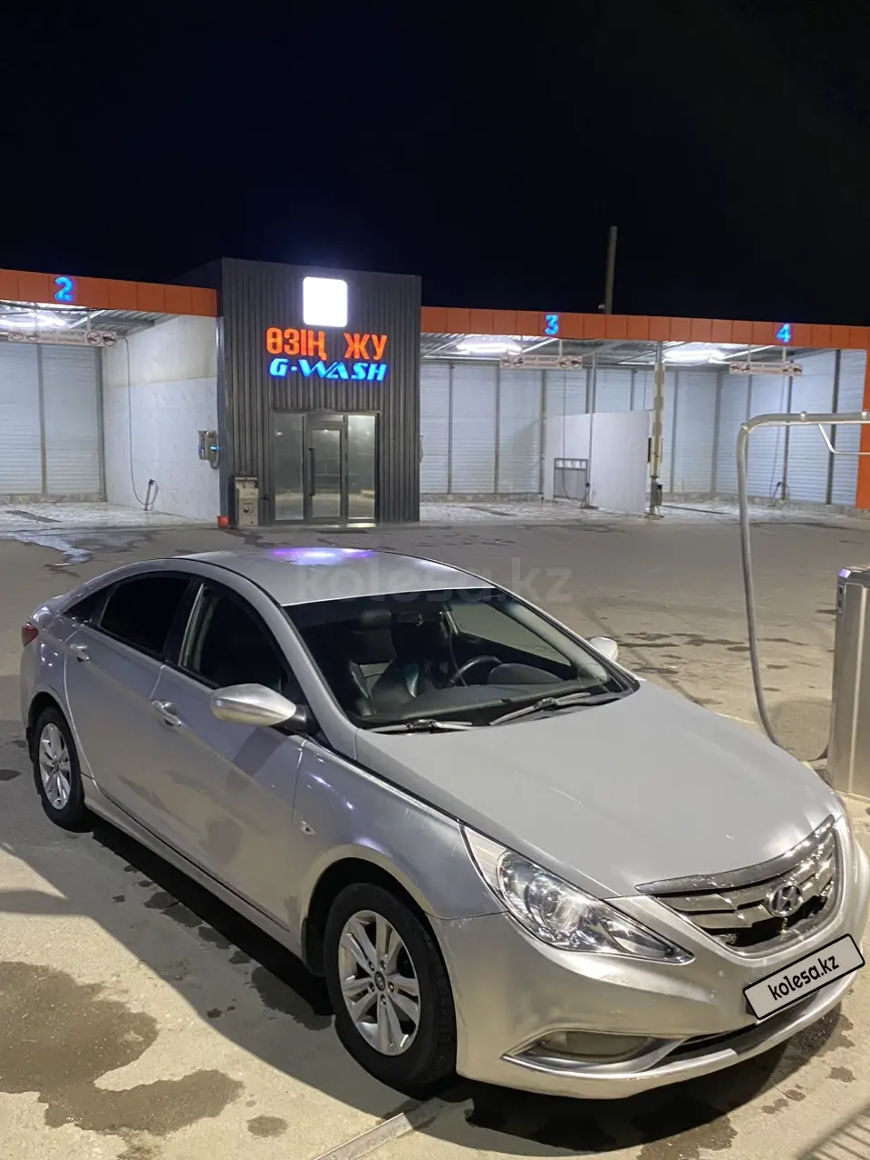 Hyundai Sonata, 2010