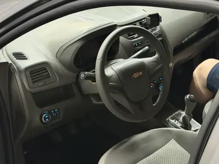 Chevrolet Cobalt 2021 года за 4 700 000 тг. в Алматы – фото 14