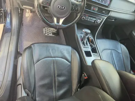 Kia K5 2017 года за 6 500 000 тг. в Астана – фото 17