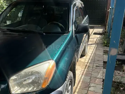 Toyota RAV4 2003 года за 4 800 000 тг. в Алматы – фото 3