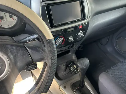 Toyota RAV4 2003 года за 4 800 000 тг. в Алматы – фото 8