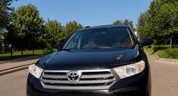 Toyota Highlander 2012 годаүшін11 000 000 тг. в Алматы