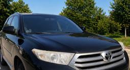 Toyota Highlander 2012 годаүшін11 000 000 тг. в Алматы – фото 2