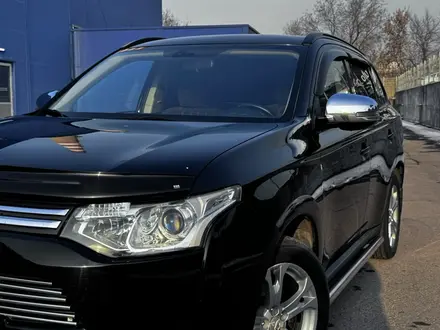 Mitsubishi Outlander 2012 года за 7 400 000 тг. в Алматы – фото 2