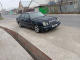 Mercedes-Benz E 230 1998 годаүшін2 000 000 тг. в Тараз