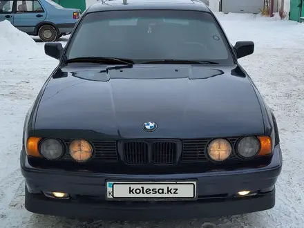 BMW 520 1993 года за 3 000 000 тг. в Караганда