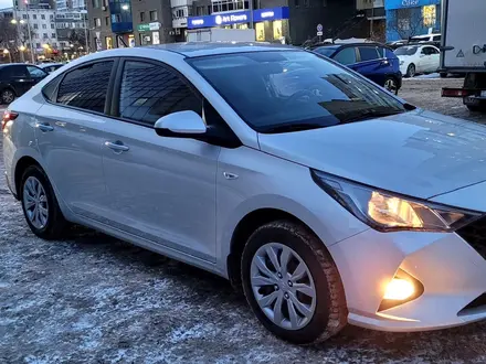 Hyundai Accent 2021 года за 8 500 000 тг. в Астана – фото 3