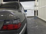 Mercedes-Benz E 200 1993 годаүшін2 300 000 тг. в Жанакорган – фото 4