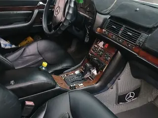 Mercedes-Benz S-Class, 1993