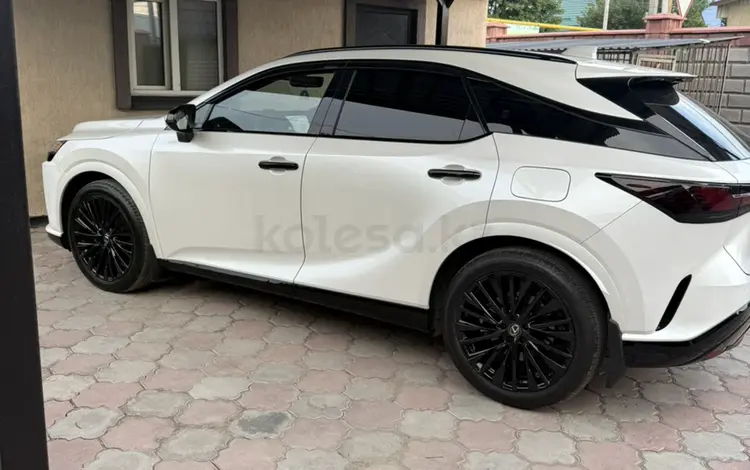 Lexus RX 350 2024 года за 36 000 000 тг. в Алматы