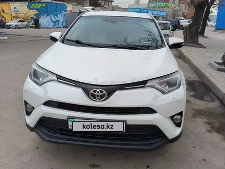 Toyota RAV4 2016 года за 10 600 000 тг. в Алматы – фото 3