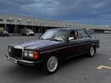Mercedes-Benz E 200 1980 года за 5 000 000 тг. в Караганда – фото 3