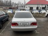 Mercedes-Benz E 280 1996 года за 3 100 000 тг. в Алматы – фото 4