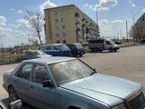 Mercedes-Benz E 260 1988 года за 750 000 тг. в Караганда – фото 2