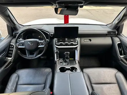 Toyota Land Cruiser 2021 года за 45 370 000 тг. в Астана – фото 7