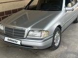 Mercedes-Benz C 200 1996 года за 2 000 000 тг. в Тараз