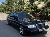 Mercedes-Benz E 280 1995 года за 3 500 000 тг. в Алматы
