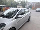 Hyundai Solaris 2015 года за 5 300 000 тг. в Астана – фото 4