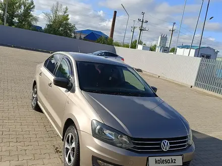 Volkswagen Polo 2015 года за 5 100 000 тг. в Уральск – фото 5