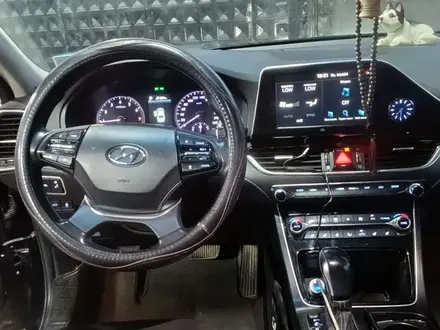 Hyundai Grandeur 2018 года за 12 500 000 тг. в Алматы – фото 5