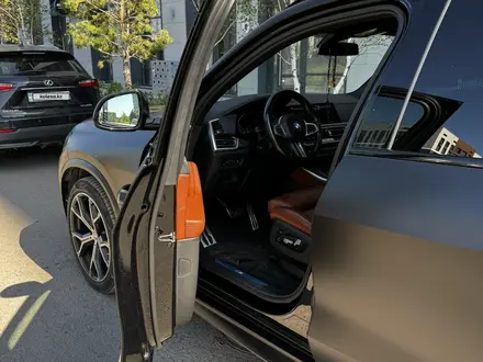BMW X5 2021 года за 44 000 000 тг. в Астана – фото 8