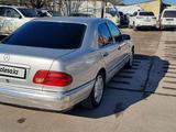 Mercedes-Benz E 230 1995 года за 2 000 000 тг. в Алматы