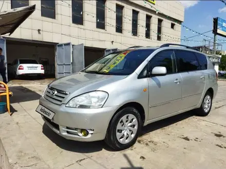 Toyota Avensis Verso 2003 года за 4 750 000 тг. в Шымкент