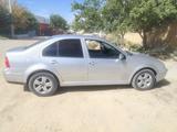 Volkswagen Jetta 2003 годаүшін2 000 000 тг. в Жанаозен