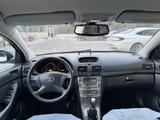 Toyota Avensis 2005 года за 5 900 000 тг. в Шымкент – фото 3