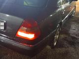 Mercedes-Benz C 200 1996 года за 2 000 000 тг. в Жанаозен