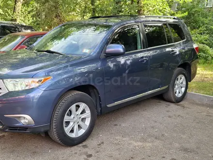 Toyota Highlander 2013 года за 9 800 000 тг. в Алматы – фото 3