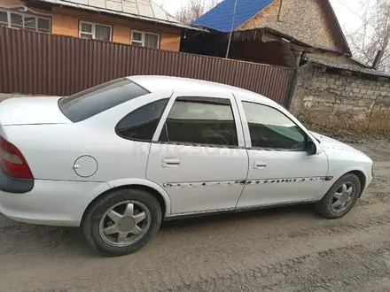 Opel Vectra 1996 года за 1 500 000 тг. в Алматы – фото 4