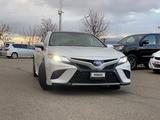 Toyota Camry 2019 года за 14 000 000 тг. в Астана – фото 2