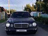 Mercedes-Benz E 230 1995 годаүшін2 300 000 тг. в Алматы