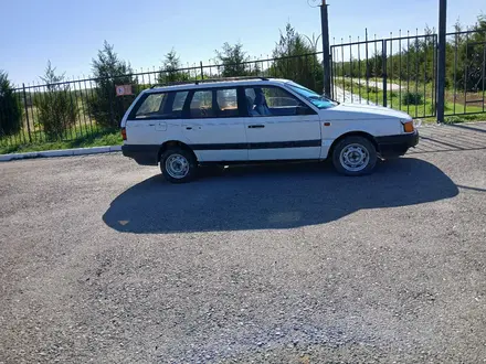 Volkswagen Passat 1992 года за 750 000 тг. в Тараз – фото 2