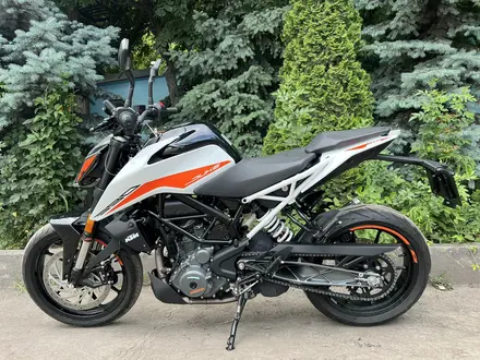 KTM  390 Duke 2023 года за 3 399 999 тг. в Астана – фото 10