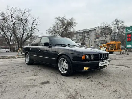 BMW 520 1991 года за 1 700 000 тг. в Алматы – фото 2